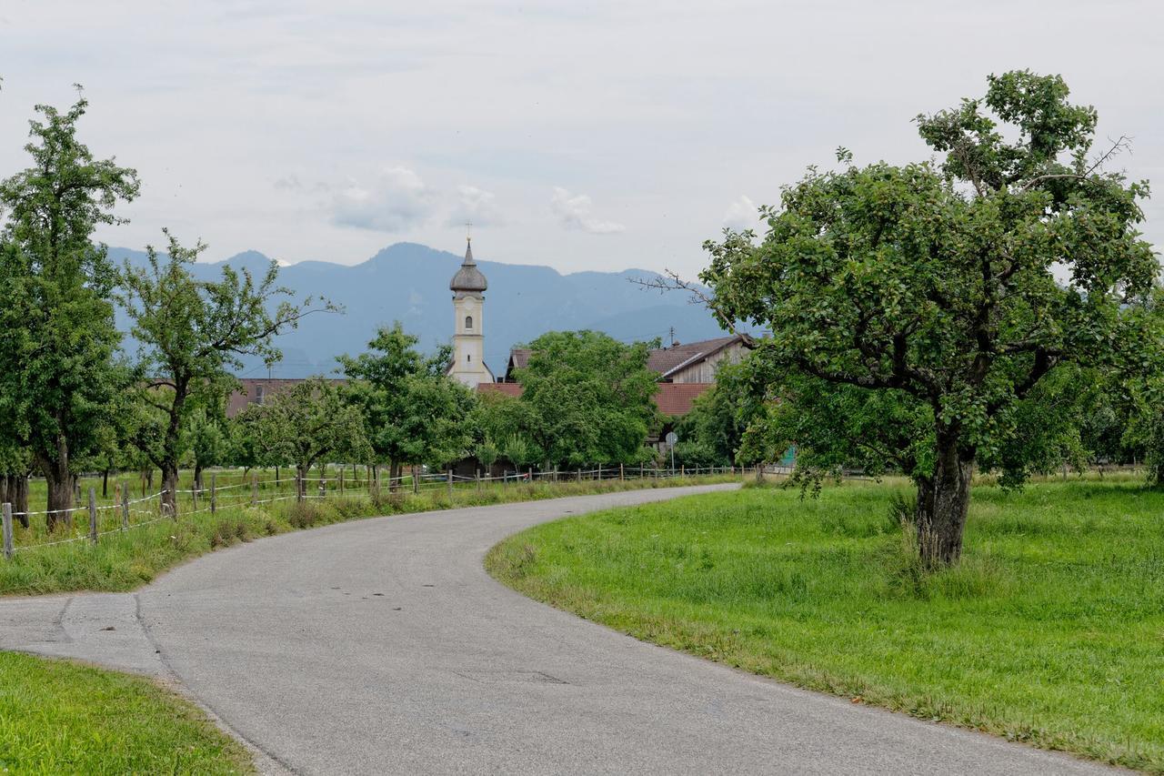 Hotel Bayerisch Meran Бад Файлнбах Екстериор снимка